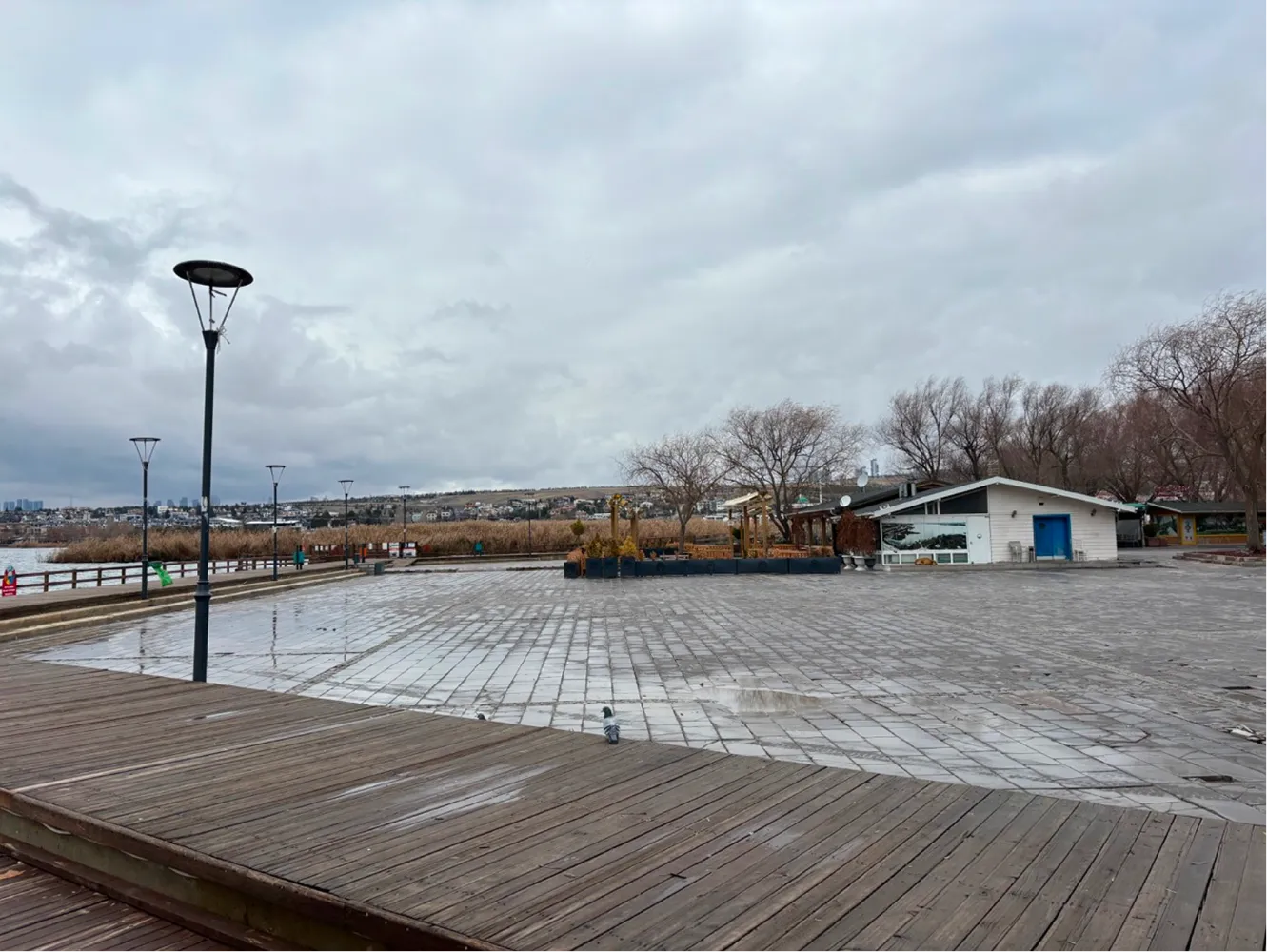 Lake Mogan access path 2